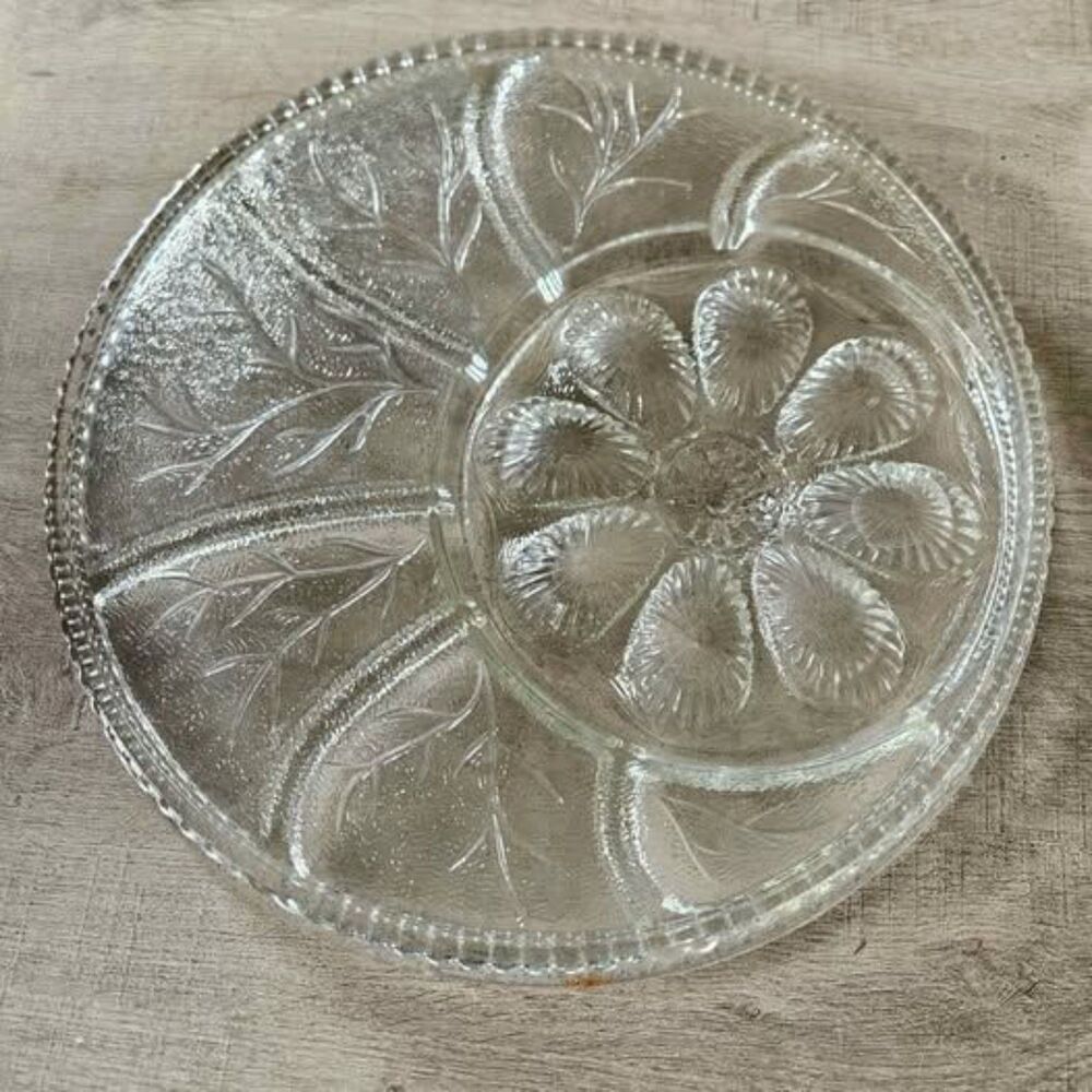 Vintage Indiana Glass Pebble Leaf 13" Deviled Egg Relish Tray